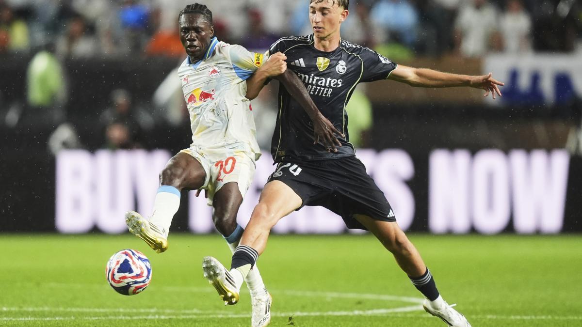 Huijsen contro Kelly, la sfida Mondiale che per la Juve sa di beffa Huijsen contro Kelly, la sfida Mondiale che per la Juve sa di beffa