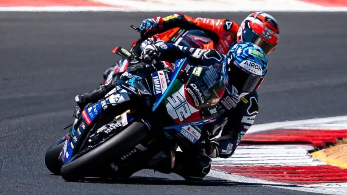Dunlop Civ 2025: chi vincerà il titolo Superbike tra Delbianco e Pirro? Dunlop Civ 2025: chi vincerà il titolo Superbike tra Delbianco e Pirro?