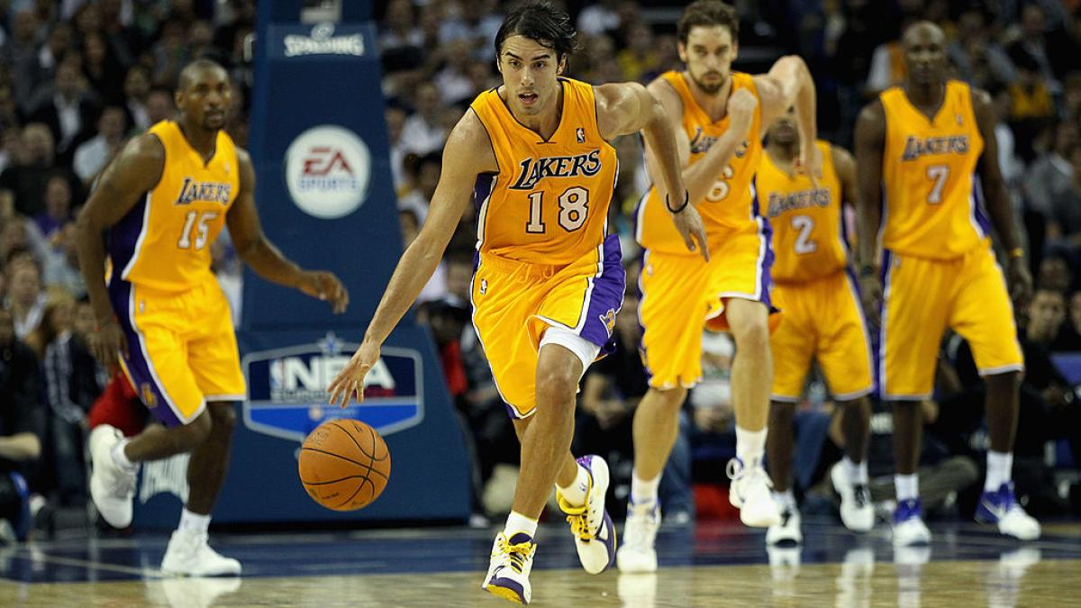 Vujacic: "Giocavo con Kobe, oggi produco vino. Sharapova? Insieme 3 anni, non le andava bene che..." Vujacic: "Giocavo con Kobe, oggi produco vino. Sharapova? Insieme 3 anni, non le andava bene che..."