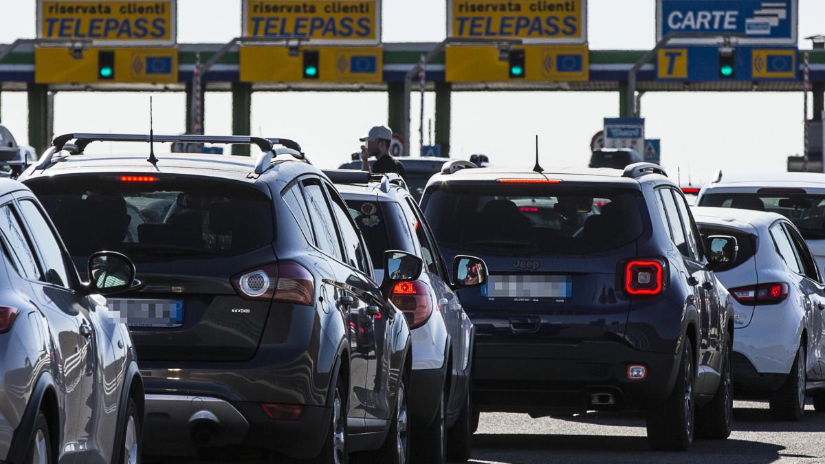 Autostrade: aumento dei pedaggi, ritirato l Autostrade: aumento dei pedaggi, ritirato l