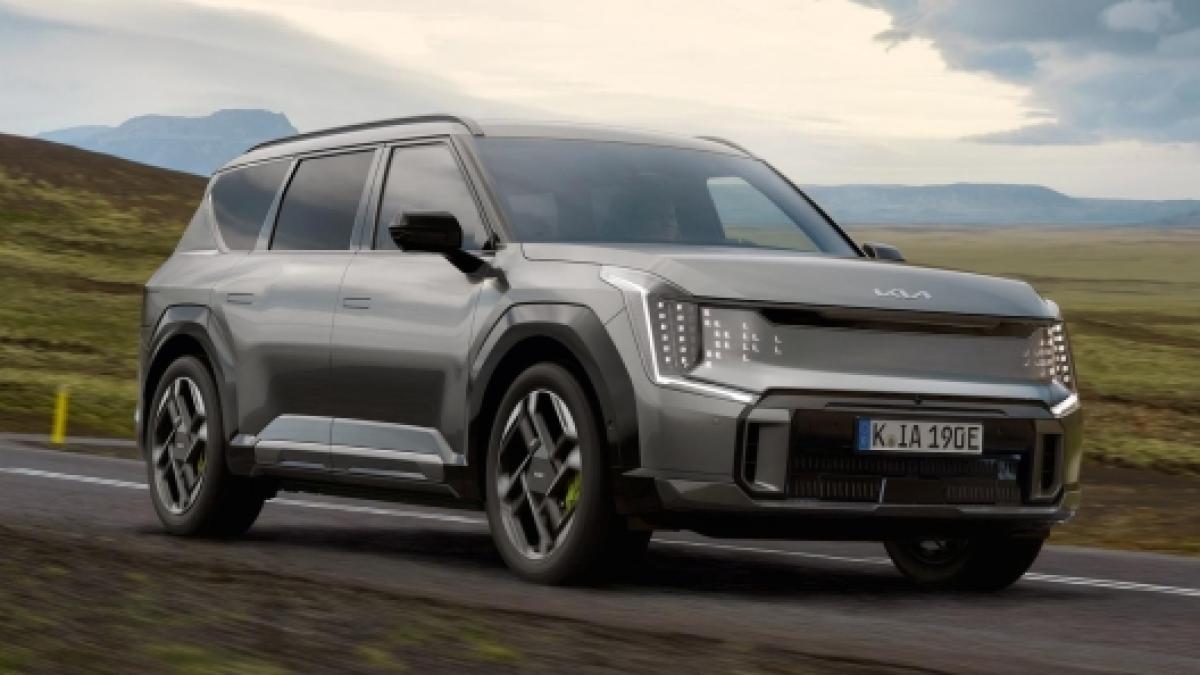 Kia EV9 GT, il Suv elettrico da 508 Cv debutta in Italia: prezzi e versioni Kia EV9 GT, il Suv elettrico da 508 Cv debutta in Italia: prezzi e versioni