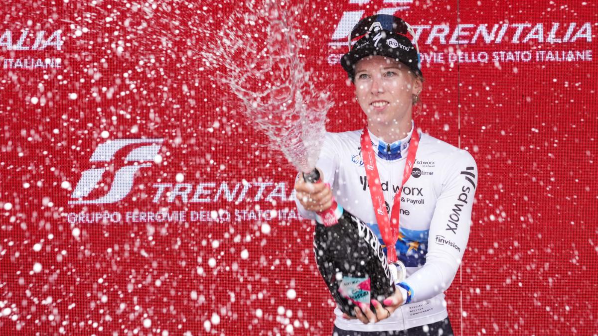 Wiebes vince la terza tappa del Giro d Wiebes vince la terza tappa del Giro d