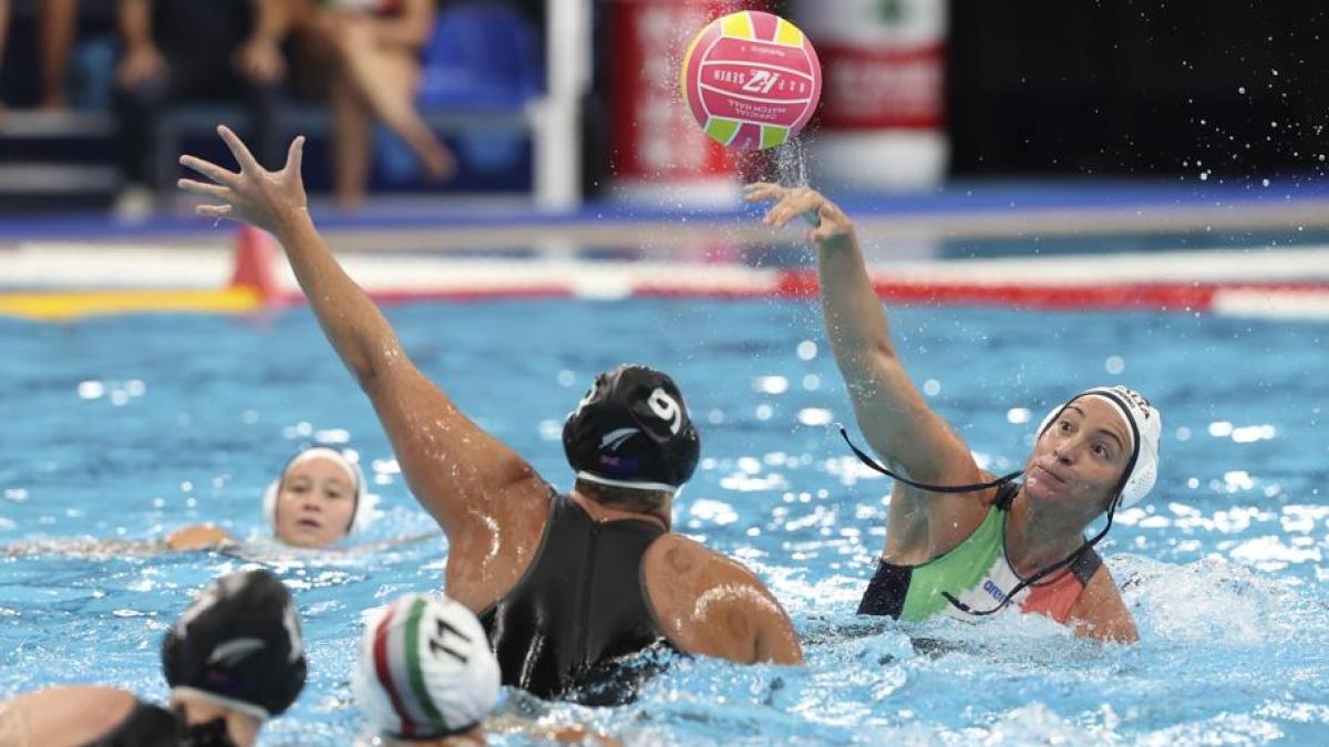Setterosa, debutto mondiale: 14-9 sulla Nuova Zelanda, ma che sofferenza