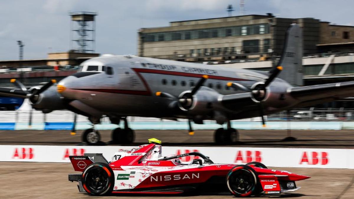 Formula E: Minì e Fornaroli, due piloti italiani impegnati nei Rookie test di Berlino Formula E: Minì e Fornaroli, due piloti italiani impegnati nei Rookie test di Berlino