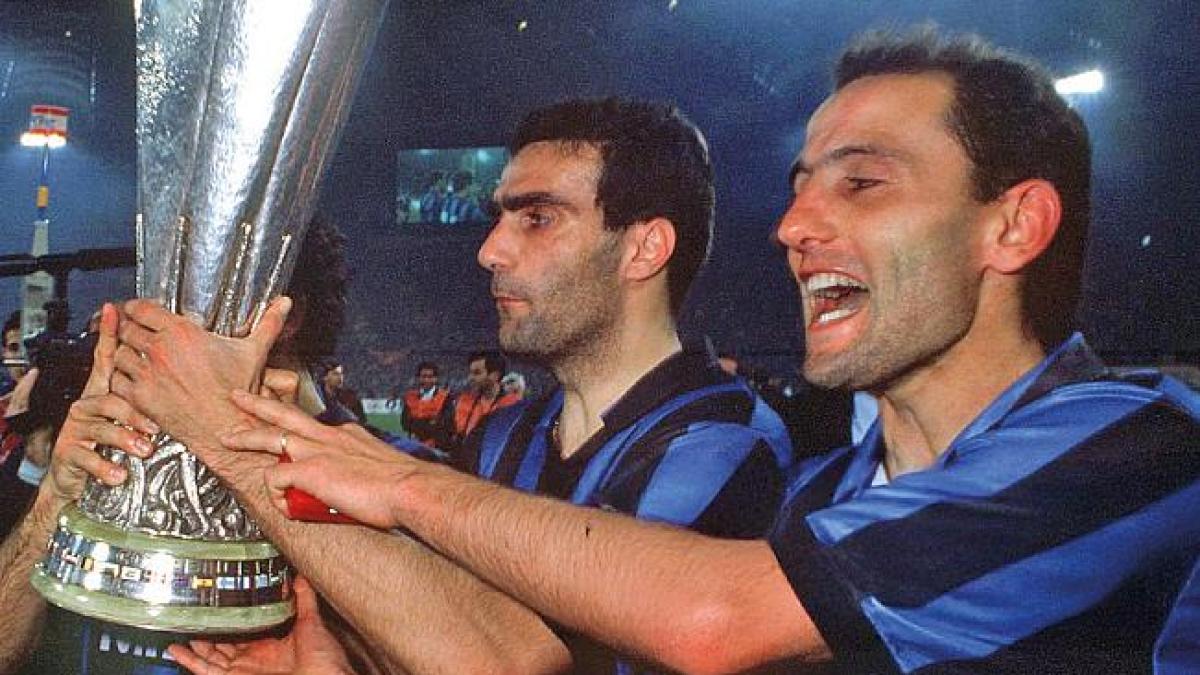 Battistini: "Le mie due vite tra Milan e Inter. Quel giorno contro Maradona... Ma oggi guardo il tennis" Battistini: "Le mie due vite tra Milan e Inter. Quel giorno contro Maradona... Ma oggi guardo il tennis"