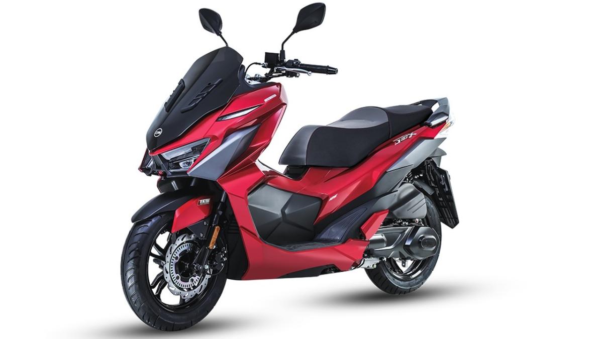 Due scooter Sym 125, lo sportivo e il crossover Due scooter Sym 125, lo sportivo e il crossover