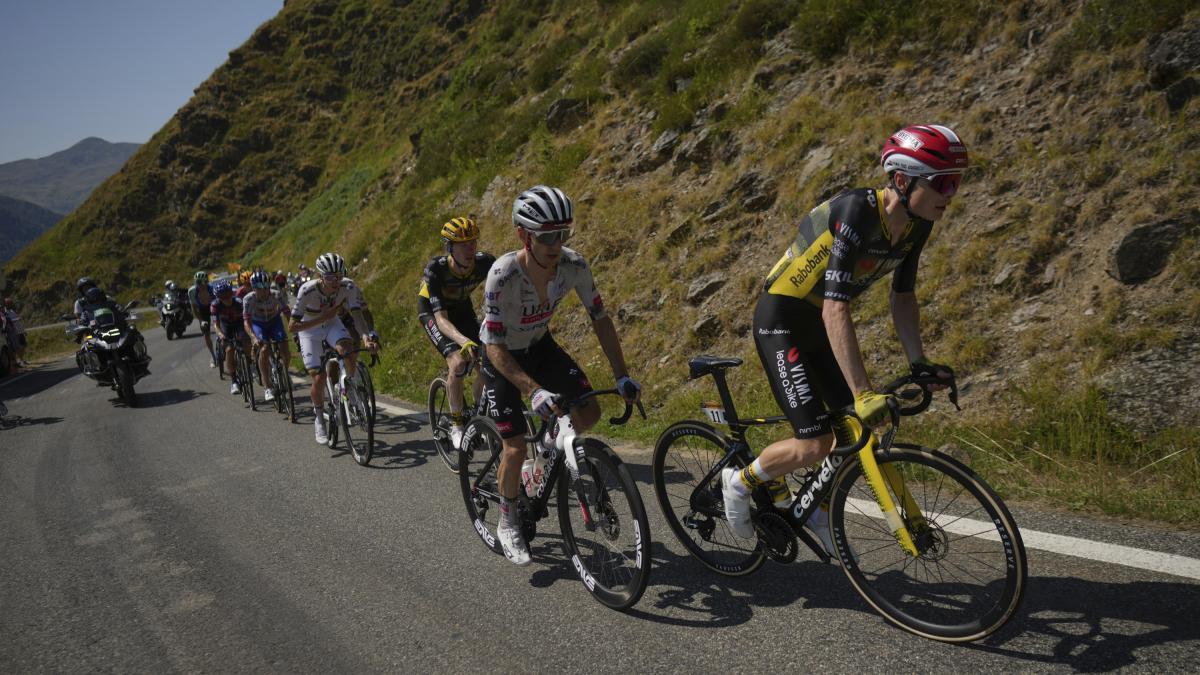 LIVE Tour de France: si parte alle 12, si sale sui Pirenei con il mitico Tourmalet LIVE Tour de France: si parte alle 12, si sale sui Pirenei con il mitico Tourmalet