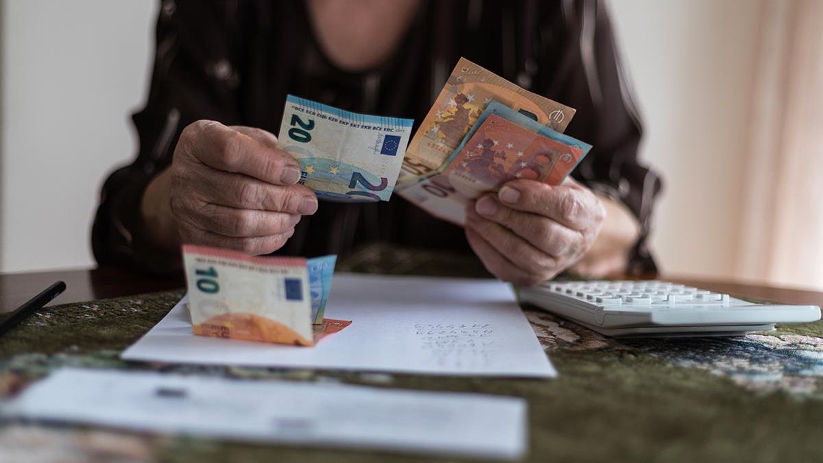 Pensioni agosto 2025, quando saranno pagate: rimborsi Irpef, trattenute e cedolini Pensioni agosto 2025, quando saranno pagate: rimborsi Irpef, trattenute e cedolini
