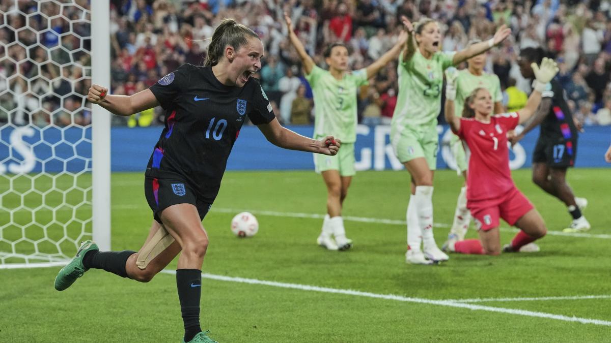 Azzurre del calcio da record in tv: oltre 4 milioni di spettatori. Come Chlesea Psg Azzurre del calcio da record in tv: oltre 4 milioni di spettatori. Come Chlesea Psg
