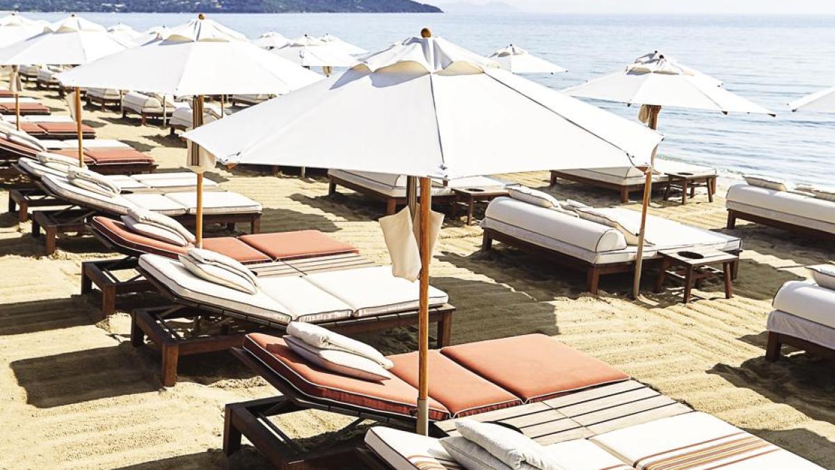 Bagni alla moda, pop up store e spiagge esclusive: le novità per l Bagni alla moda, pop up store e spiagge esclusive: le novità per l