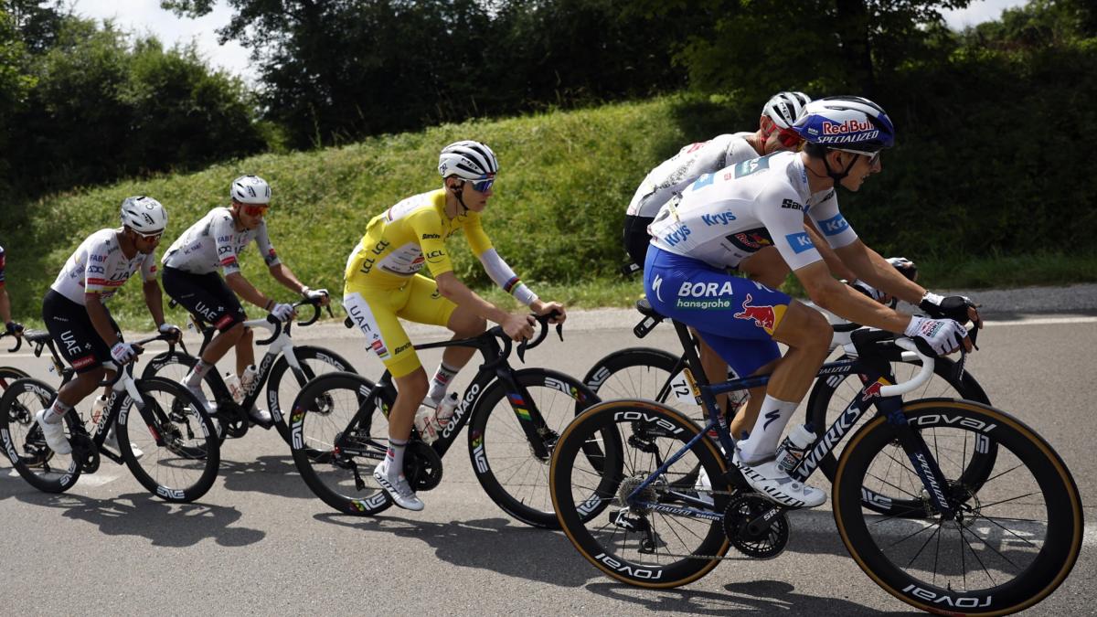 LIVE Tour de France, ultima tappa: il via da Mantes la Ville, l LIVE Tour de France, ultima tappa: il via da Mantes la Ville, l