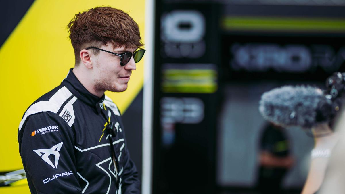 Ticktum carica il team Cupra Kiro: "Cresciuti dopo un inizio difficile. Le Gen 3 non mi piacciono". E su Russell... Ticktum carica il team Cupra Kiro: "Cresciuti dopo un inizio difficile. Le Gen 3 non mi piacciono". E su Russell...