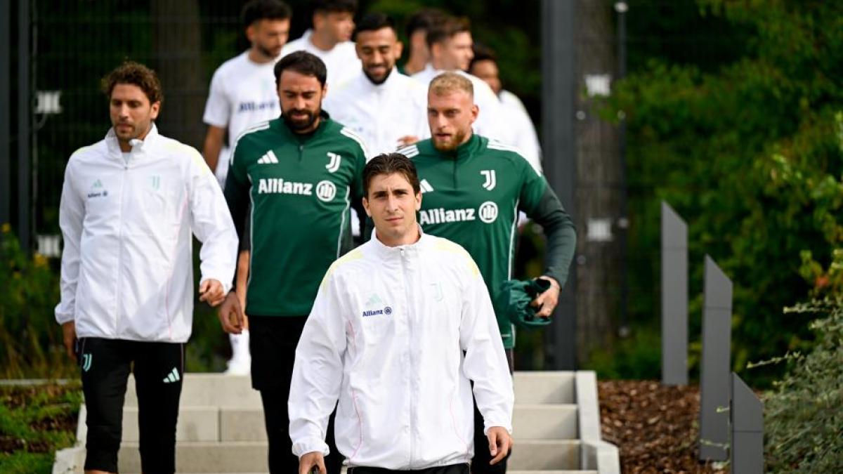 esclusivit224 movimenti top secret relax e biciclette tutto sul ritiro della juventus