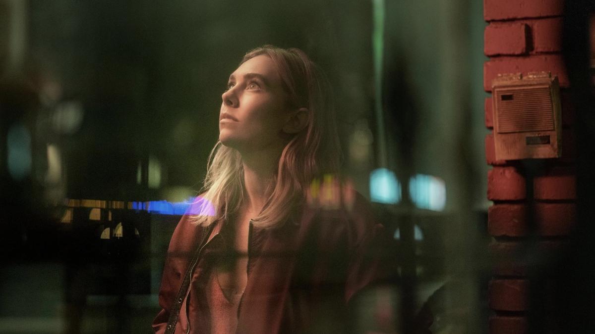 la notte arriva sempre su netflix il film thriller con vanessa kirby