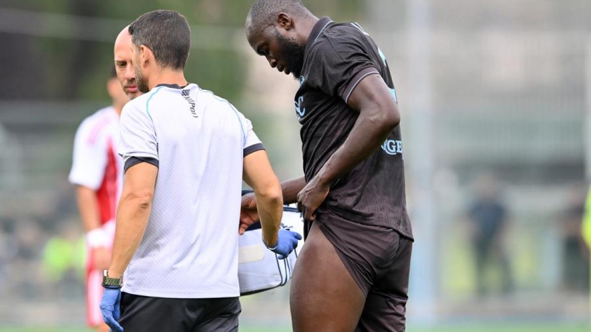 Lukaku, si teme un lungo stop. Lucca non basta, il Napoli pronto a tornare sul mercato Lukaku, si teme un lungo stop. Lucca non basta, il Napoli pronto a tornare sul mercato