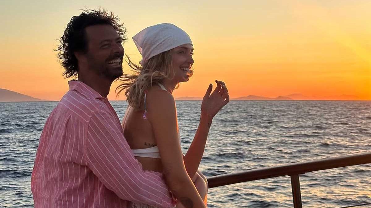 Chiara Ferragni e Giovanni Tronchetti Provera pubblicano la prima foto ufficiale insieme Chiara Ferragni e Giovanni Tronchetti Provera pubblicano la prima foto ufficiale insieme
