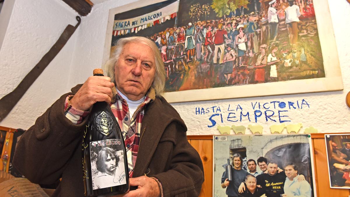 Zigoni: "Alcol, donne e una pistola, sparavo ai lampioni per noia. Questo calcio di robot mi annoia"