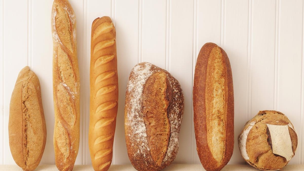 Il pane fa aumentare il reflusso gastrico? Ecco come bisognerebbe mangiarlo Il pane fa aumentare il reflusso gastrico? Ecco come bisognerebbe mangiarlo