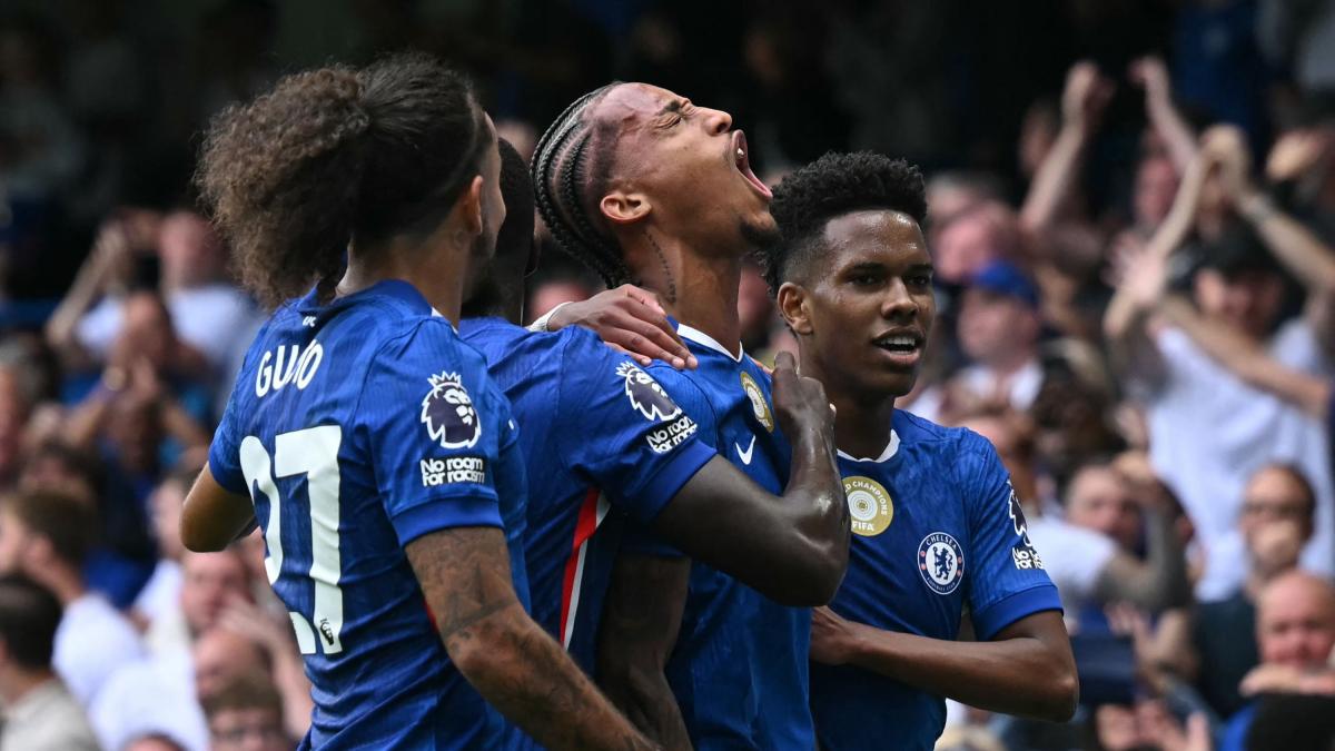 Il Chelsea va veloce: Joao Pedro e il Var stendono il Fulham. Ora United, Tottenham e Newcastle Il Chelsea va veloce: Joao Pedro e il Var stendono il Fulham. Ora United, Tottenham e Newcastle