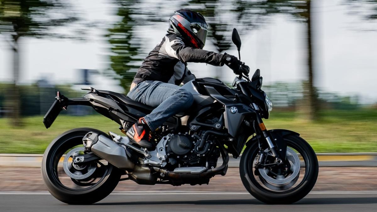 bmw f 900 r 2025 finalmente in strada la nostra prova completa