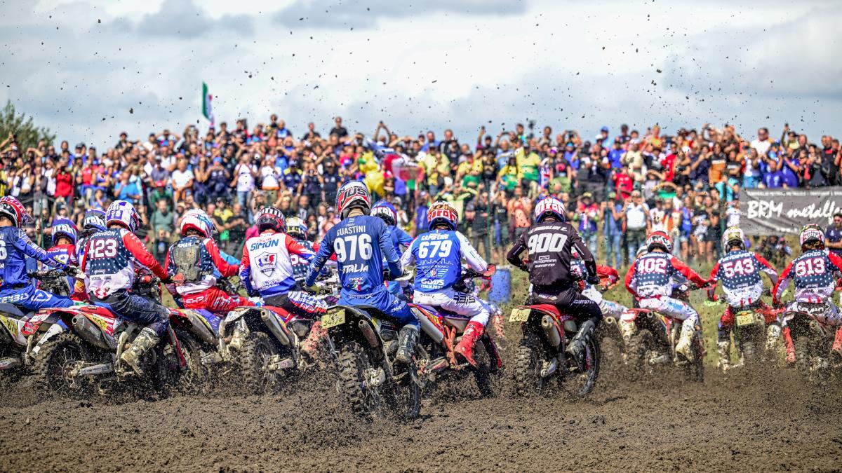 Six Days Bergamo, come sono fatte la moto da enduro dei campioni: prezzi e versioni