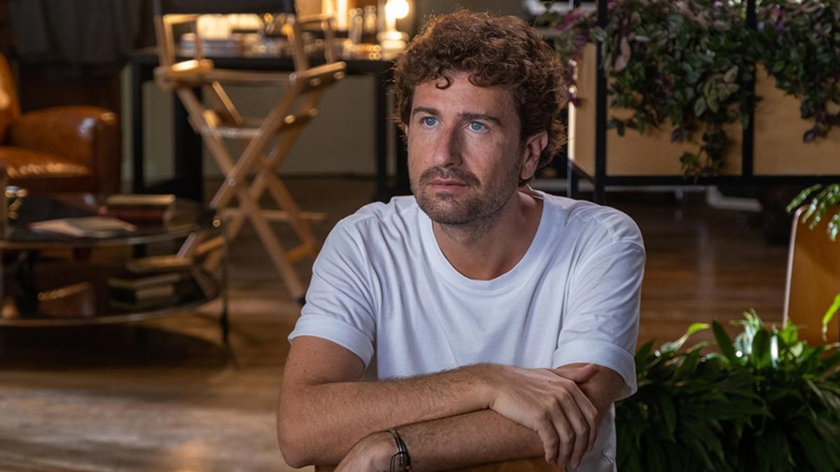 Succede anche nelle migliori famiglie: il film di Siani stasera su Rai 1 Succede anche nelle migliori famiglie: il film di Siani stasera su Rai 1