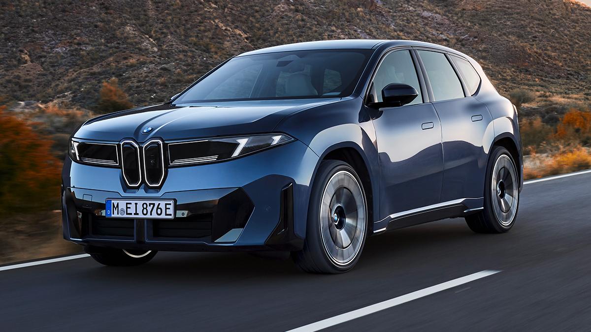 Bmw iX3, debutta la rivoluzione Neue Klasse: lusso nella tecnologia