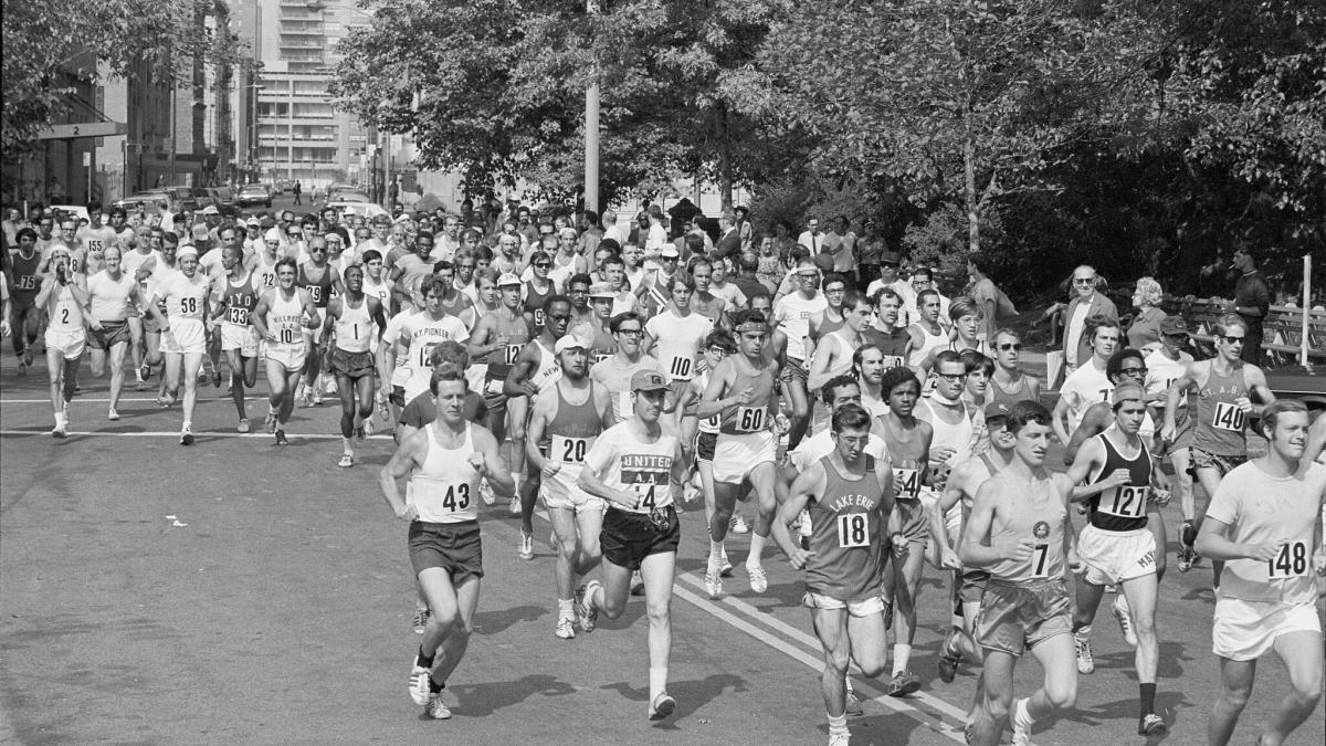 Un pompiere vinse a New York: lui non lo sapeva, ma aveva fatto la storia della maratona