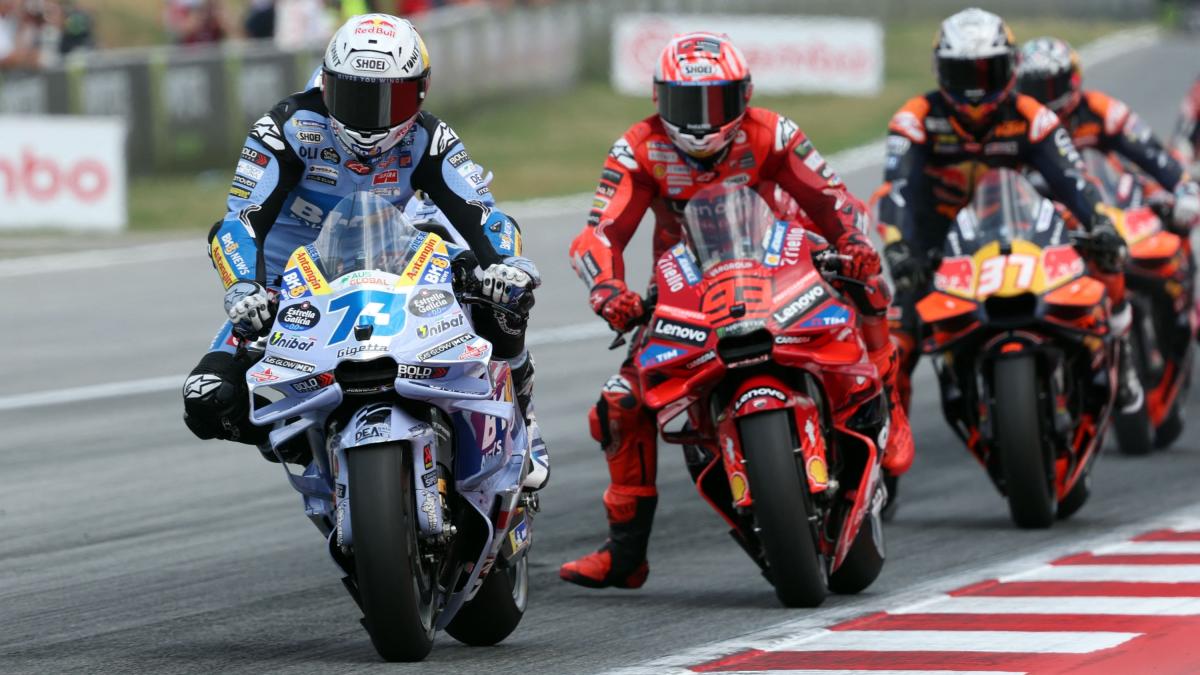 Alex Marquez dice no! Vince la battaglia con Marc e rinvia il match point Mondiale. Podio Bastianini Alex Marquez dice no! Vince la battaglia con Marc e rinvia il match point Mondiale. Podio Bastianini