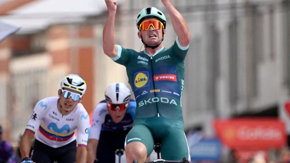 Vuelta: sigillo di Mads Pedersen, terzo Frigo. Non cambia nulla in classifica Vuelta: sigillo di Mads Pedersen, terzo Frigo. Non cambia nulla in classifica