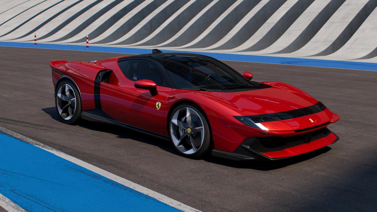 Ferrari 849 Testarossa: 1.050 cavalli, elettronica fantascientifica