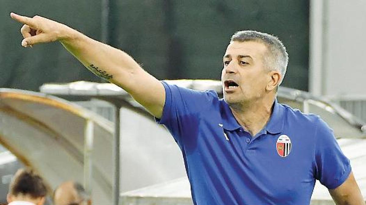 lancia una bottiglietta e colpisce l8217arbitro stop di 7 gare a tomei dell ascoli