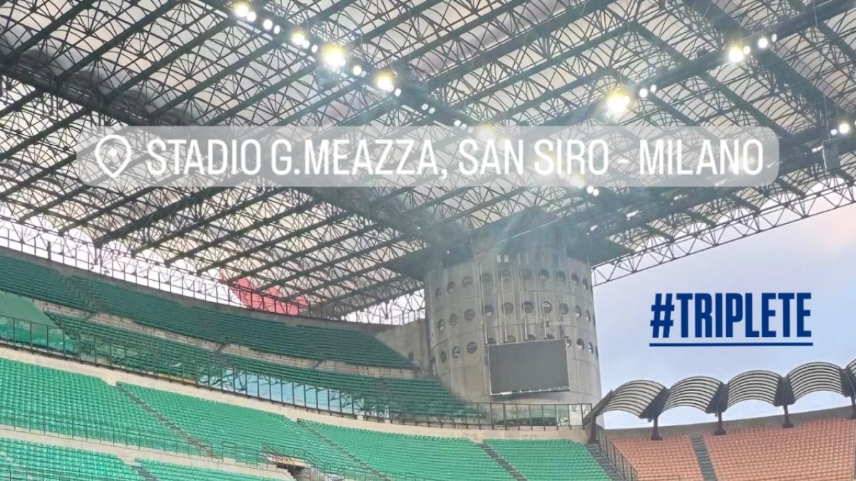 Che match a San Siro: Ceferin e Infantino in campo con Totti, Zanetti e i campioni del Triplete