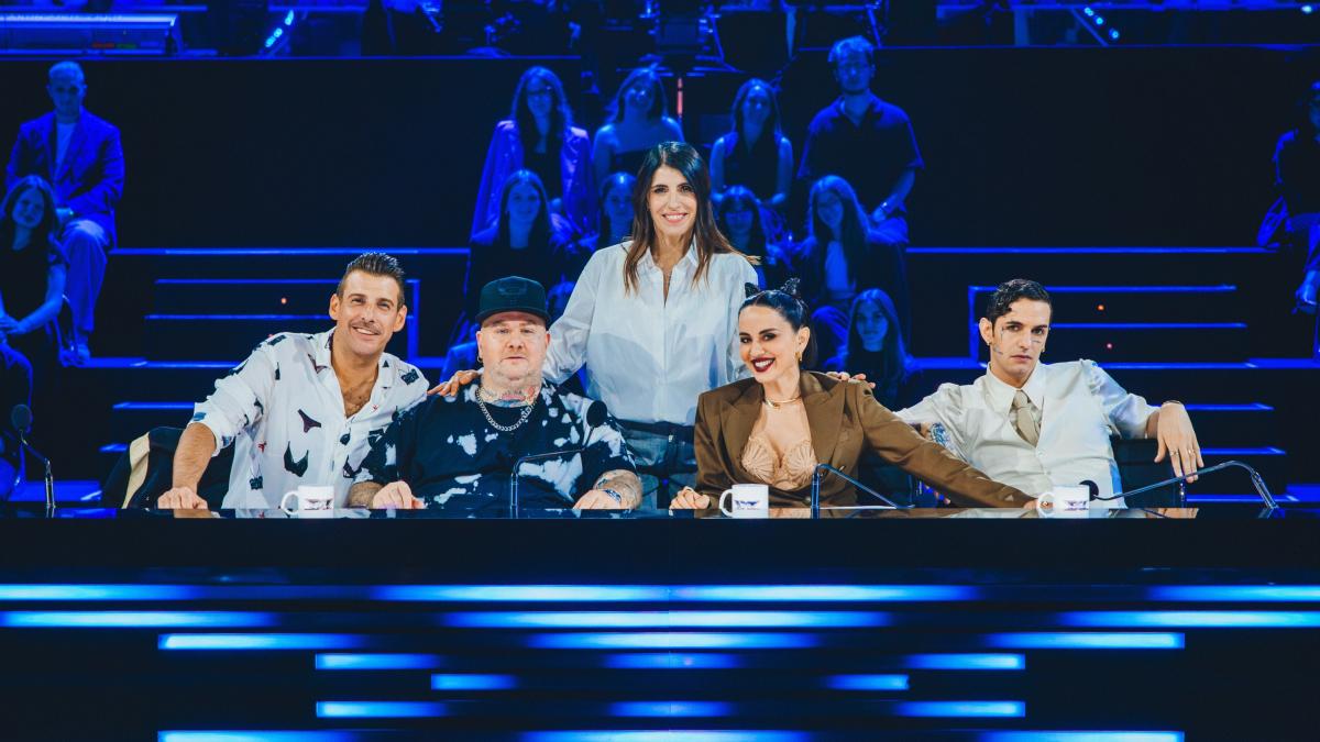 x factor 2025 al via stasera su sky le anticipazioni della prima puntata di audizioni