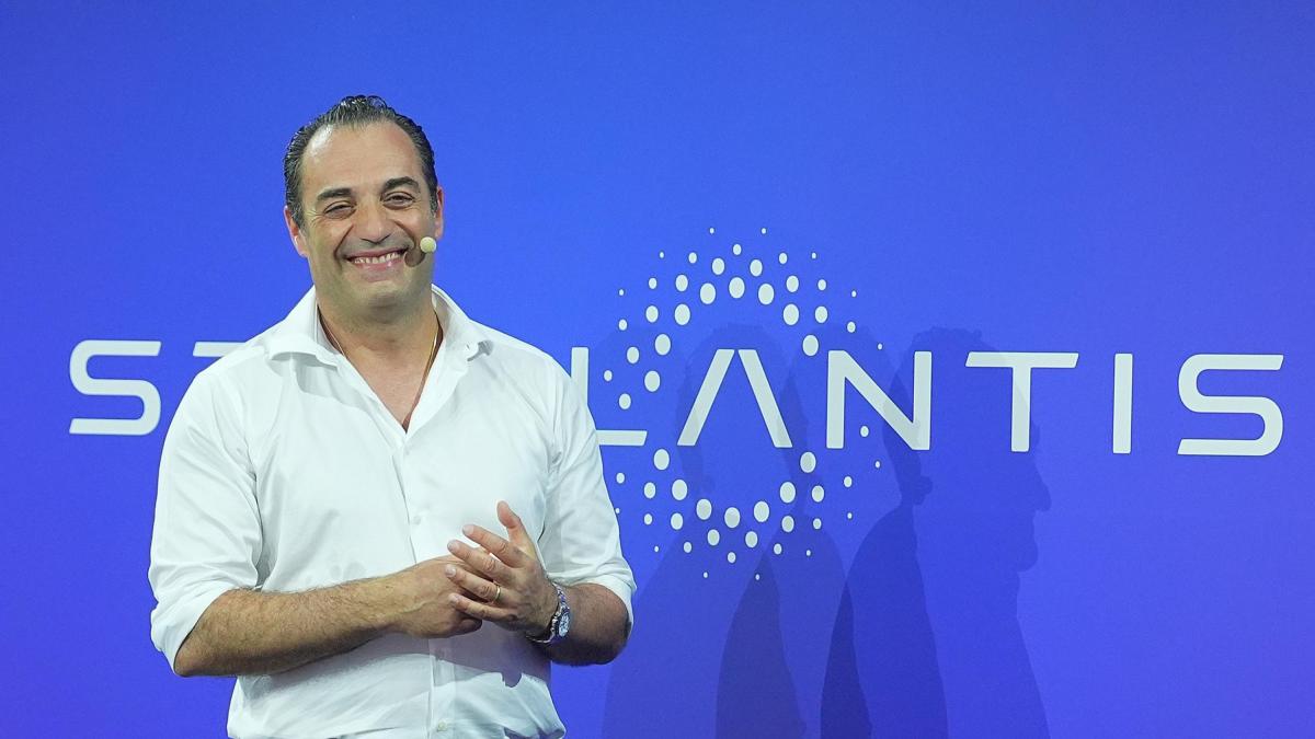 Stellantis, Filosa: "Servono super incentivi Ue per le auto piccole"