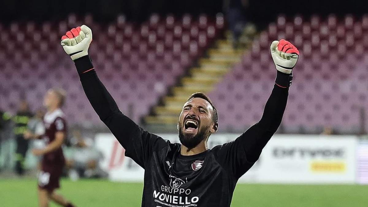 Non c'è solo Gigio. In casa Donnarumma fa festa anche Antonio: rigore parato e la Salernitana vola