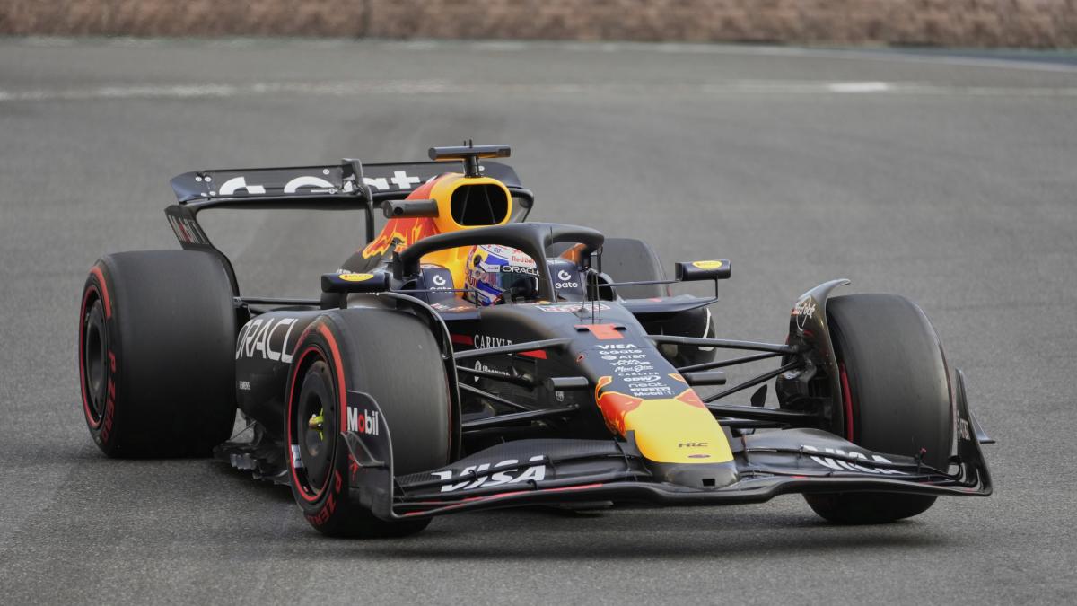 Incubo Ferrari a Baku: Leclerc a muro in Q3, Hamilton lento, fuori in Q2. Verstappen in pole Incubo Ferrari a Baku: Leclerc a muro in Q3, Hamilton lento, fuori in Q2. Verstappen in pole