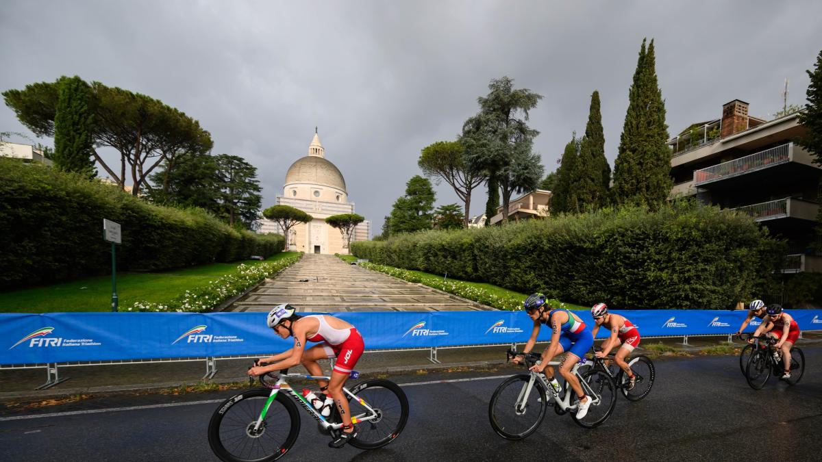 La Coppa del Mondo riporta il triathlon a Roma