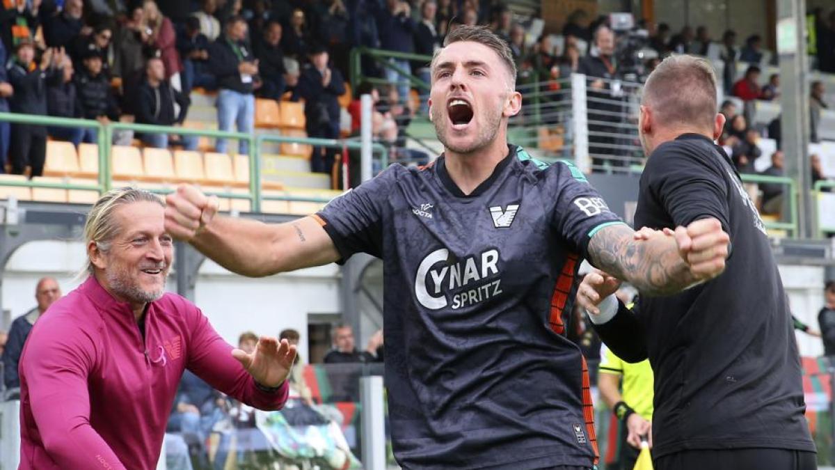 Le pagelle della B: Venezia da big, 8. Si vede una bella Samp, 7. Spezia sempre peggio: 5