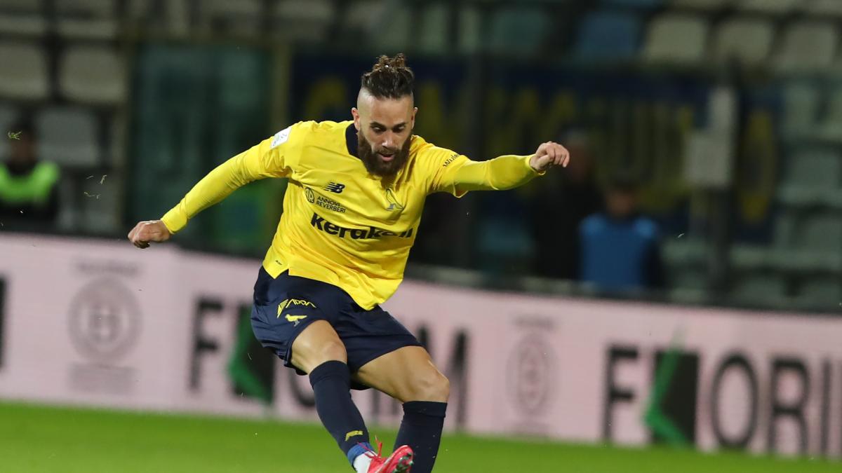 Il Modena corre con Zampano: "Volo sulle fasce solo per vincere. Palermo occhio, ce la giochiamo"