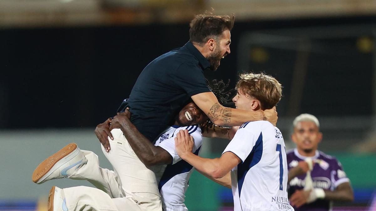 Il Como a Perth contro il Milan non sarà solo: "Portiamo 50 tifosi con noi in Australia" Il Como a Perth contro il Milan non sarà solo: "Portiamo 50 tifosi con noi in Australia"