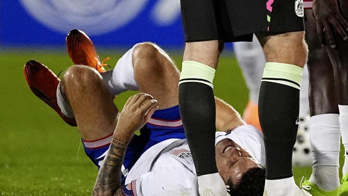 Milan, allarme Pulisic: ko con gli Usa in amichevole. Problema muscolare, Fiorentina a forte rischio Milan, allarme Pulisic: ko con gli Usa in amichevole. Problema muscolare, Fiorentina a forte rischio