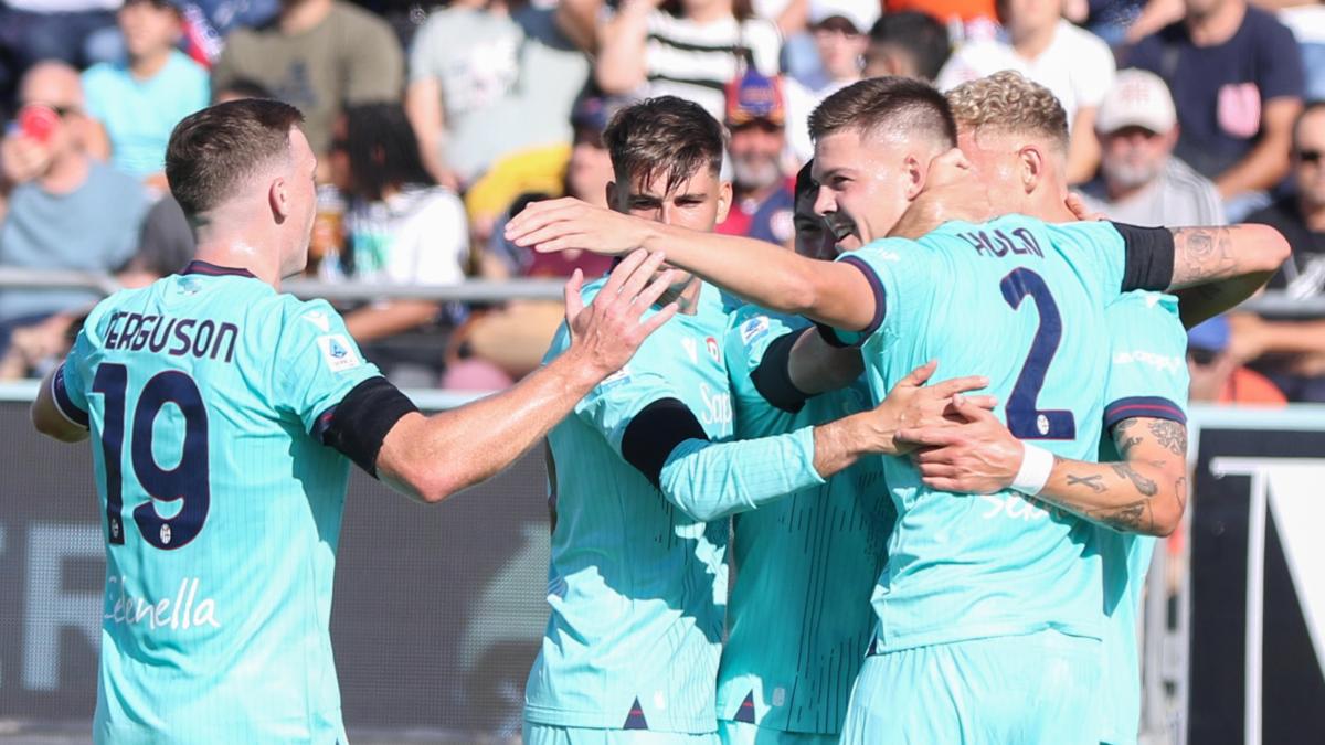 Holm apre, Orsolini chiude (ed è capocannoniere): il Bologna vince a Cagliari e resta in zona Europa Holm apre, Orsolini chiude (ed è capocannoniere): il Bologna vince a Cagliari e resta in zona Europa