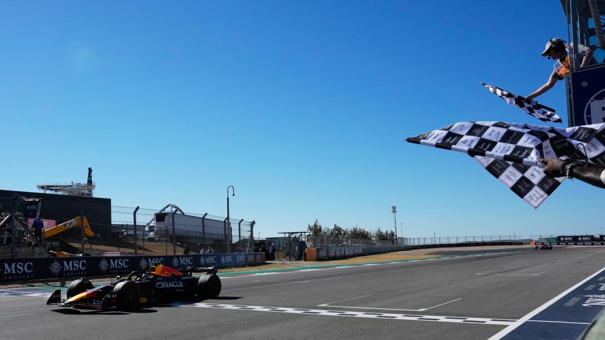 Cannibale Verstappen: vince anche il GP a Austin e riapre il Mondiale. Leclerc, podio di orgoglio Cannibale Verstappen: vince anche il GP a Austin e riapre il Mondiale. Leclerc, podio di orgoglio