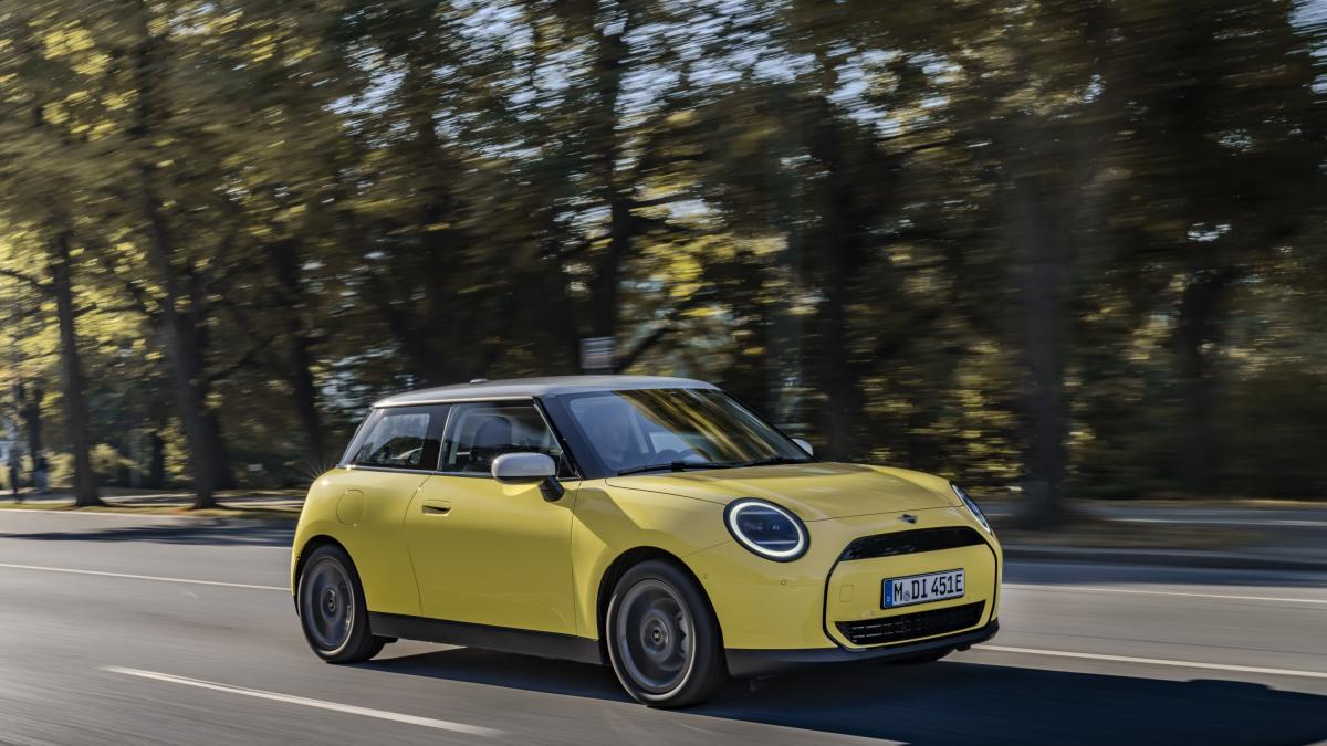 Auto elettriche, quelle con più autonomia secondo Green Ncap Auto elettriche, quelle con più autonomia secondo Green Ncap