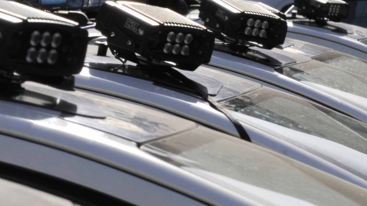 Cos'è e come funziona lo Street Control, il sistema che può multare 100 auto al secondo