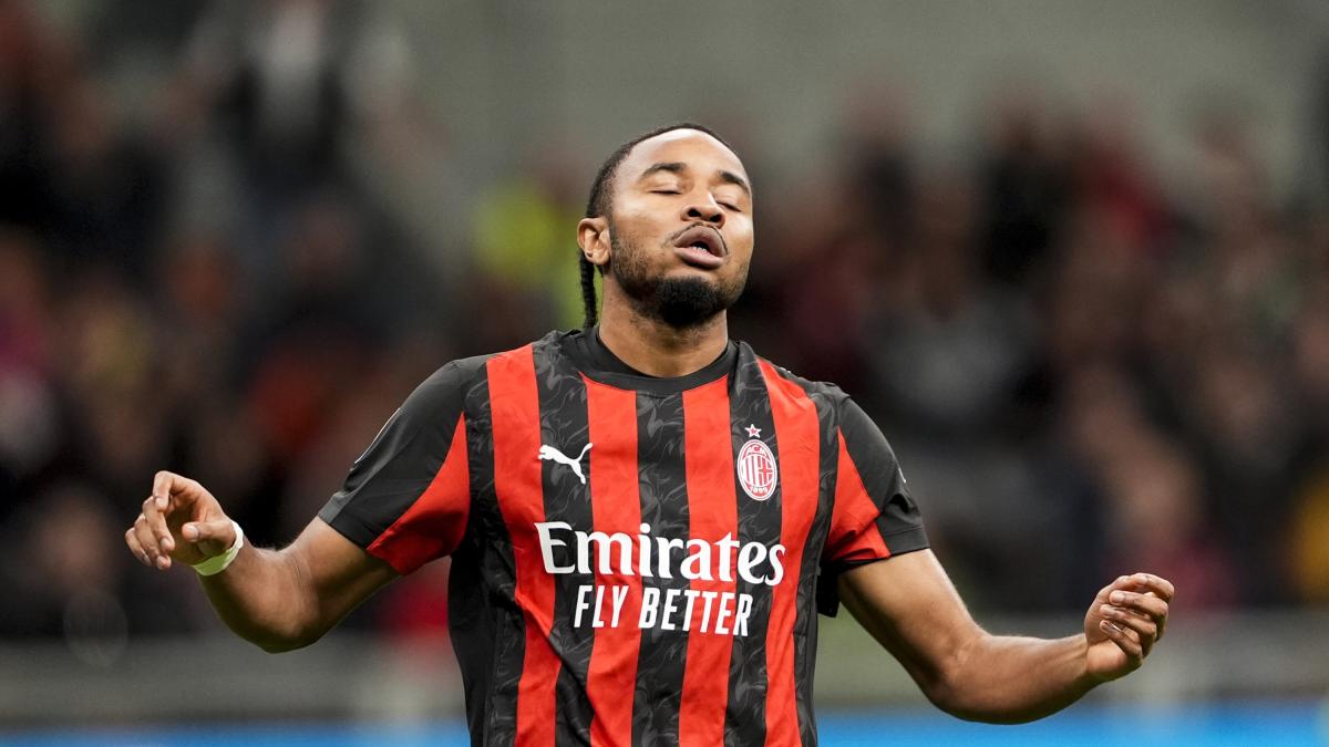 Allegri ha un problema: Nkunku e Gimenez non segnano mai, dove sono i gol dei centravanti? Allegri ha un problema: Nkunku e Gimenez non segnano mai, dove sono i gol dei centravanti?