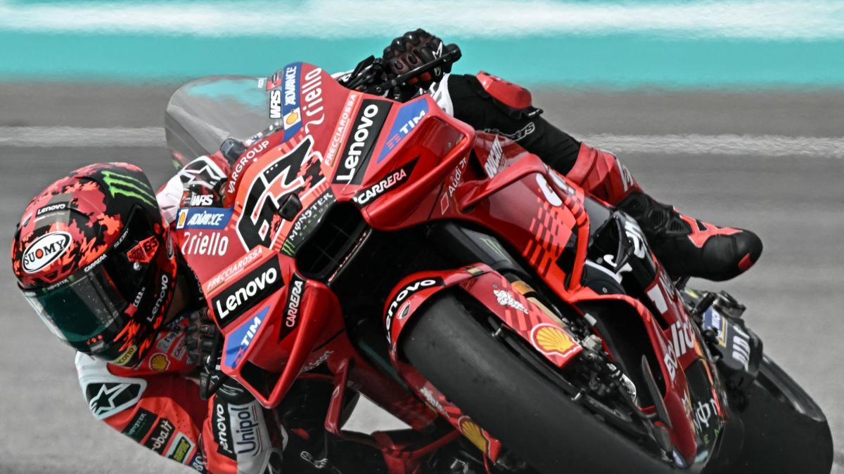 live motogp malesia la gara a marquez in testa segue bagnaia che lotta con acosta da Gazzetta.it live motogp malesia la gara a marquez in testa segue bagnaia che lotta con acosta
