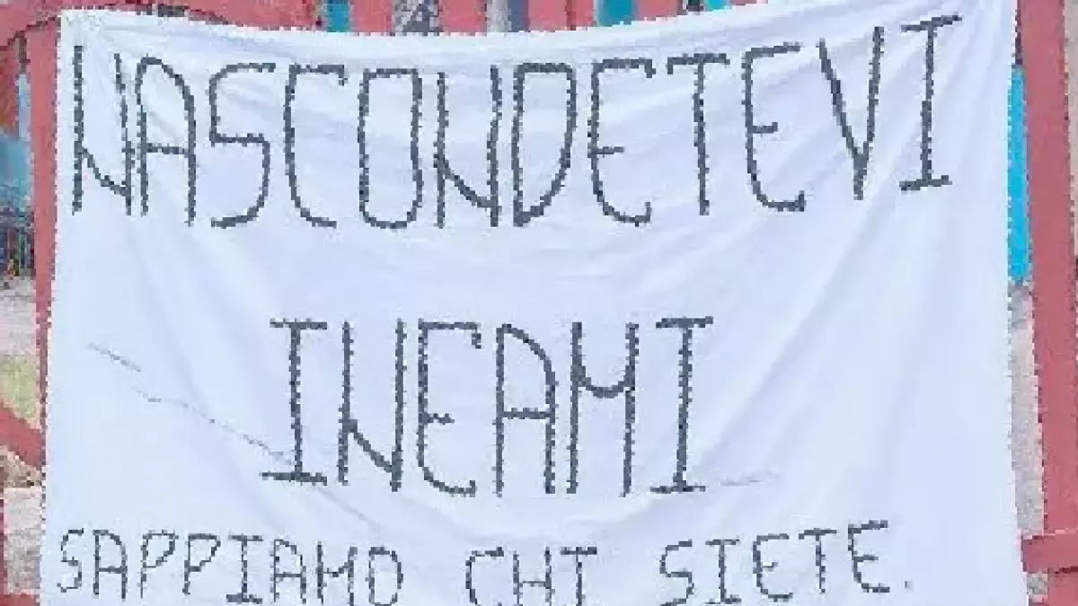 assalto al bus a rieti spunta uno striscione di minacce ai testimoni nuovi controlli tra gli ultras da Gazzetta.it assalto al bus a rieti spunta uno striscione di minacce ai testimoni nuovi controlli tra gli ultras
