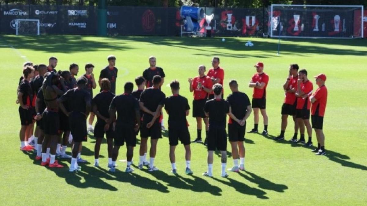Due soli cambi: è un Milan vintage. Allegri, così la rosa è troppo corta